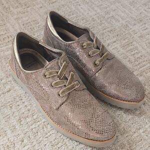 Johnston & Murphy | Silver Flex Sneakers